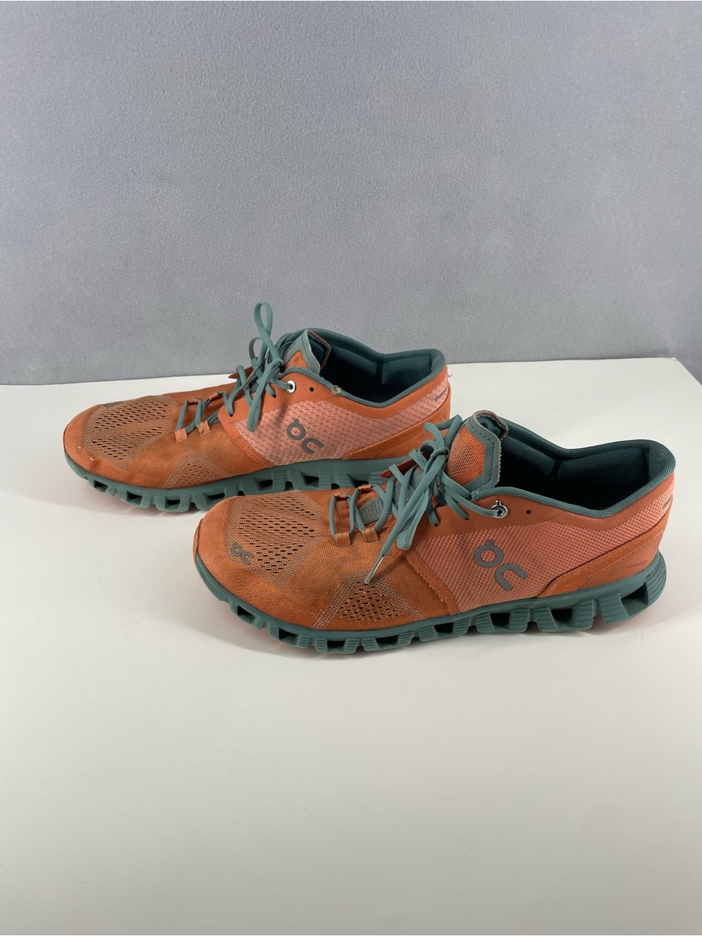 On Running Cloud X Running Shoes Sneakers Men's Size 11 Orange Green Low Top MIA